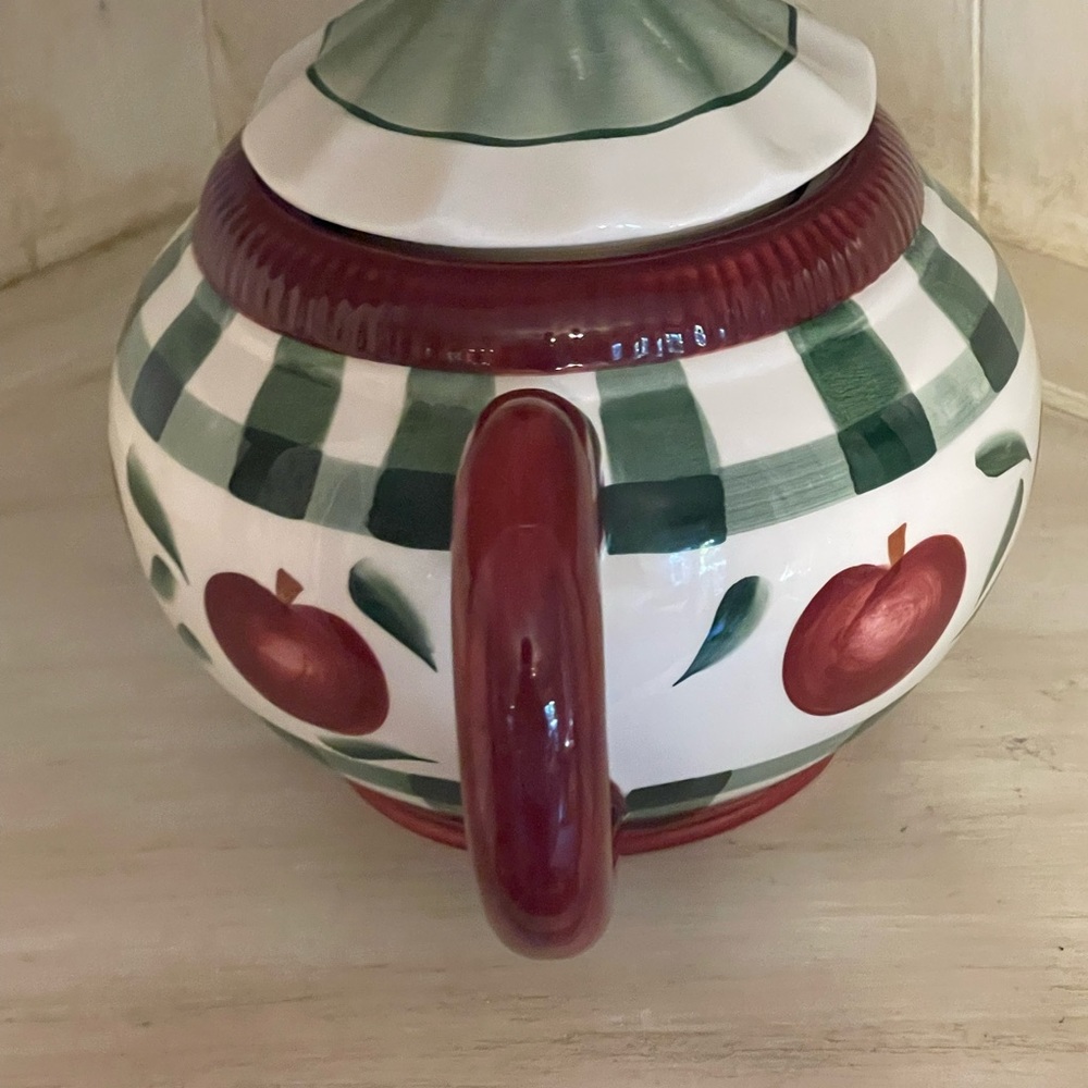 Teapot - Picture 2 of 2